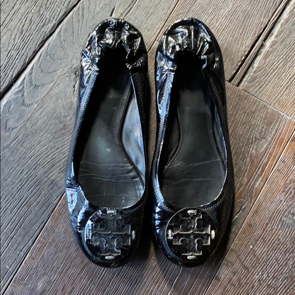 TORY BURCH REVA BLACK PATENT Size 8